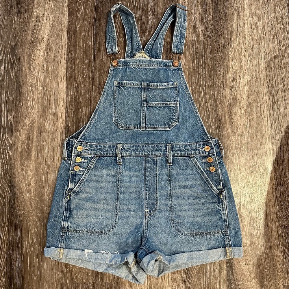 American Eagle Tomgirl Shortall Overalls Size Medium